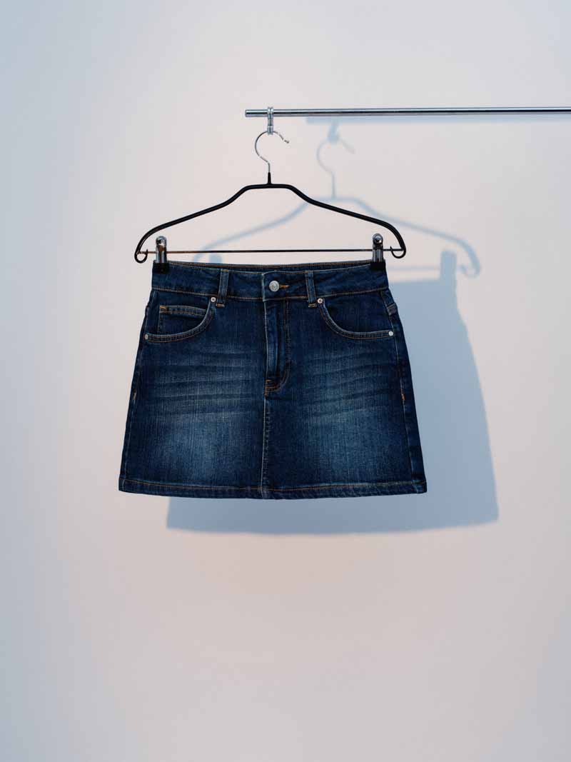 Denim Mini skirt with five pockets